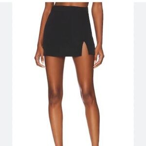 Steve Madden black mini skirt